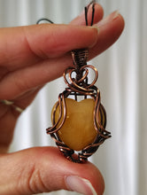 Load image into Gallery viewer, Yellow Aventurine Heart