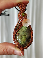 Load image into Gallery viewer, Spring Beauty Amulet