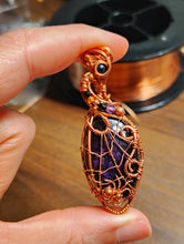 Load image into Gallery viewer, Purpurite Spider Amulet