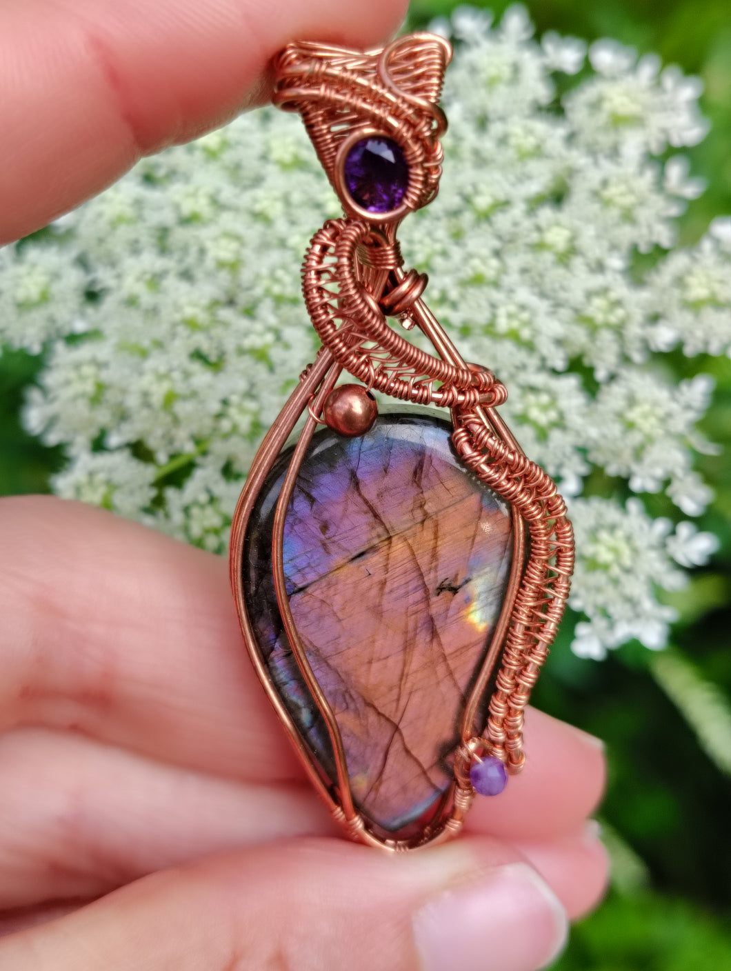 Spectrolite Transformation Amulet