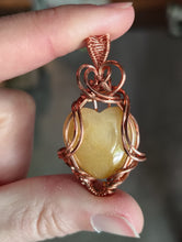 Load image into Gallery viewer, Yellow Aventurine Heart
