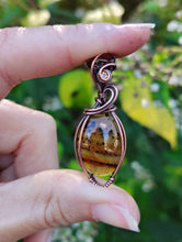 Load image into Gallery viewer, Montana Agate
